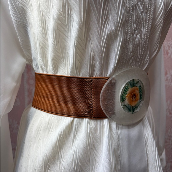SOLD-Vintage 1970s José Cotel Paris Lucite Floral Belt - Picture 7 of 11